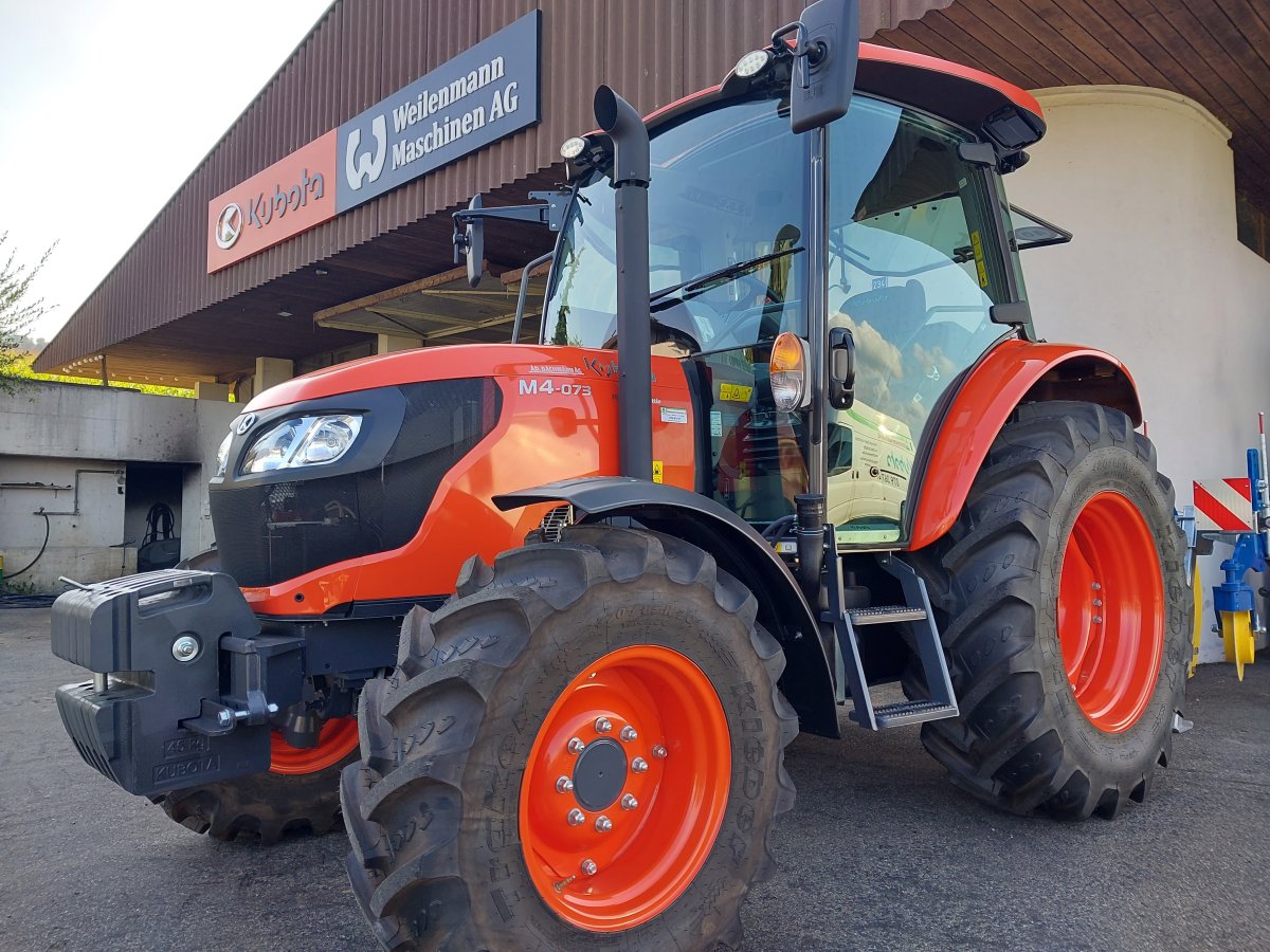 Ablieferung Kubota M4073